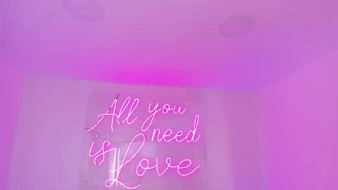 Snapshot of aleksandra_miller chatting on 04/25/26, 12:41 Aleksandra online show from 04/25/26, 12:41