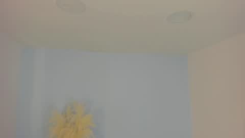 Snapshot of aleksandra_miller chatting on 07/04/26, 12:44 Aleksandra online show from 07/04/26, 12:44