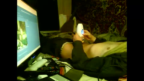 Snapshot of alekss4 chatting on 02/18/25, 01:11 alekss4 online show from 02/18/25, 01:11