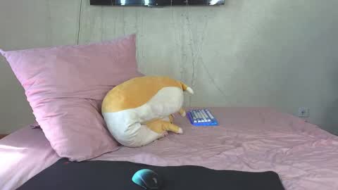 Snapshot of alena_hot_sex chatting on 06/05/26, 01:12 Alena online show from 06/05/26, 01:12