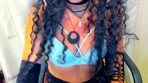 Luly online show from 06/22/26, 01:29