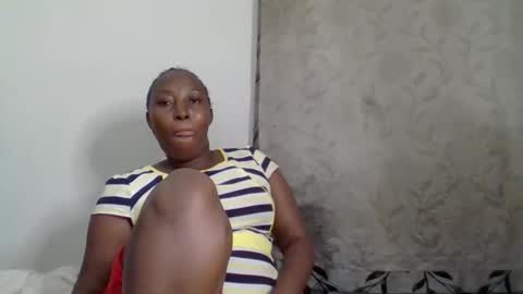 Noreen Kennth and Emilly online show from 09/16/25, 06:31