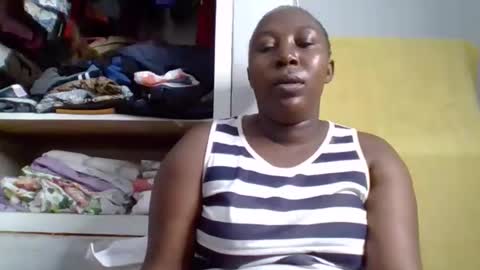 Noreen Kennth and Emilly online show from 10/20/25, 06:19