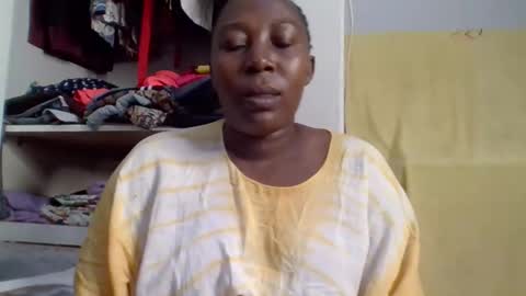 Noreen Kennth and Emilly online show from 10/22/25, 06:07