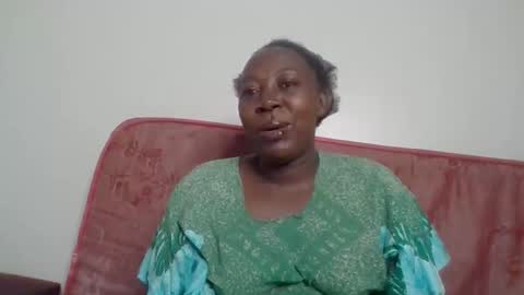 Noreen Kennth and Emilly online show from 11/16/25, 06:41