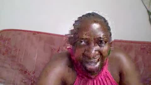 Noreen Kennth and Emilly online show from 11/18/25, 07:02