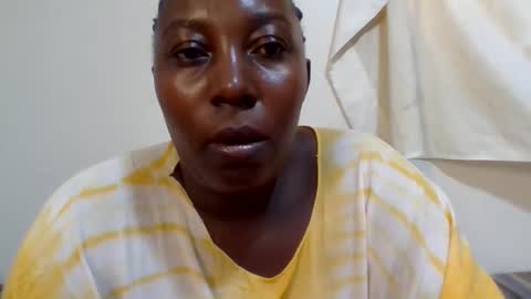 Snapshot of alesha_ chatting on 06/11/26, 08:34 Noreen Kennth and Emilly online show from 06/11/26, 08:34