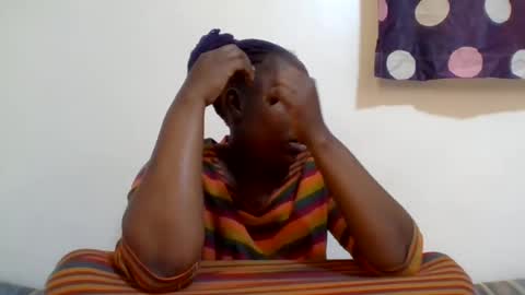Snapshot of alesha_ chatting on 06/20/26, 07:11 Noreen Kennth and Emilly online show from 06/20/26, 07:11