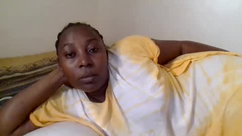 Snapshot of alesha_ chatting on 07/01/26, 05:45 Noreen Kennth and Emilly online show from 07/01/26, 05:45