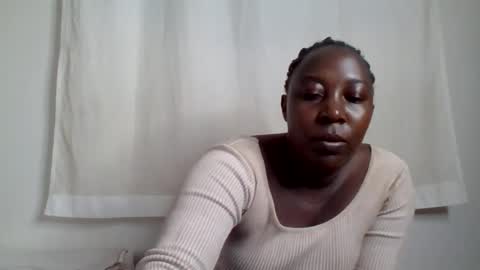 Snapshot of alesha_ chatting on 07/04/26, 06:19 Noreen Kennth and Emilly online show from 07/04/26, 06:19