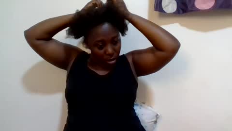 Snapshot of alesha_ chatting on 07/07/26, 07:29 Noreen Kennth and Emilly online show from 07/07/26, 07:29