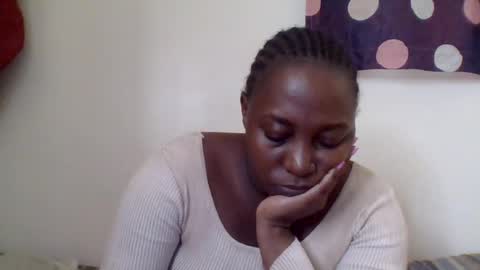 Snapshot of alesha_ chatting on 07/24/26, 07:06 Noreen Kennth and Emilly online show from 07/24/26, 07:06