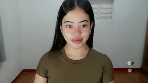 Snapshot of alesha_vibe_me chatting on 01/15/25, 04:47 alesha_vibe_me online show from 01/15/25, 04:47