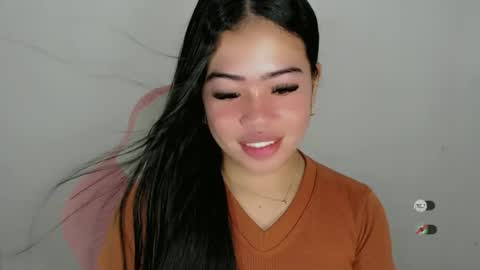 Snapshot of alesha_vibe_me chatting on 06/23/26, 06:17 alesha_vibe_me online show from 06/23/26, 06:17