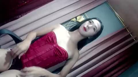 Snapshot of alesharios chatting on 09/16/25, 10:27 Alesha online show from 09/16/25, 10:27