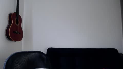 Aleska online show from 02/12/26, 04:35