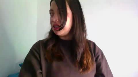 QUEEN OFF MILk  IM BACK  15 NOV online show from 04/03/26, 07:12