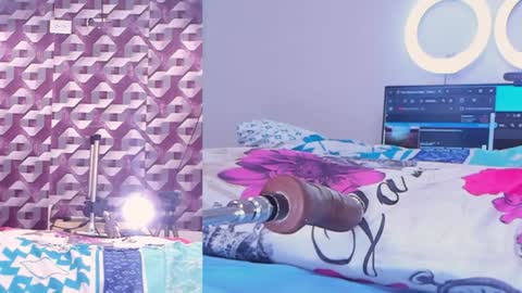 aleska_james online show from 12/26/24, 11:32