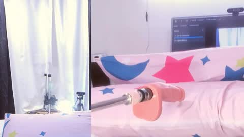 Snapshot of aleska_james chatting on 12/02/25, 12:43 aleska_james online show from 12/02/25, 12:43