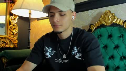 Snapshot of aless_king chatting on 05/12/26, 12:08 Alessandro King online show from 05/12/26, 12:08