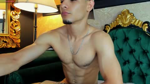 Snapshot of aless_king chatting on 05/15/26, 11:23 Alessandro King online show from 05/15/26, 11:23