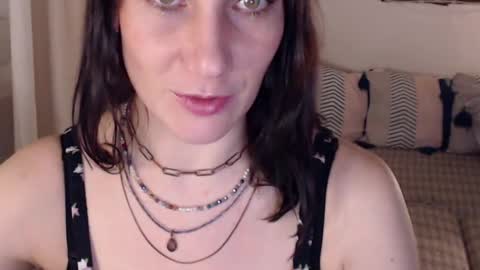 Sandra online show from 03/12/25, 06:00