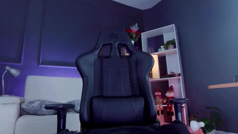 Alessandro INDEPENDENT MODEL online show from 11/23/25, 02:22