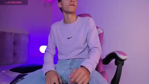 Snapshot of alessandro_dybala chatting on 12/21/24, 12:16 Alessandro Dybala online show from 12/21/24, 12:16