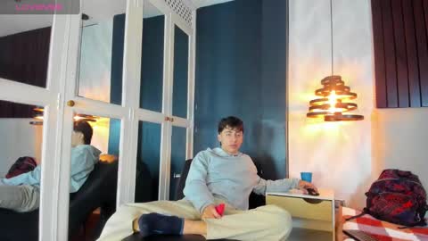 Snapshot of alessandro_dybala chatting on 02/23/25, 12:16 Alessandro Dybala online show from 02/23/25, 12:16