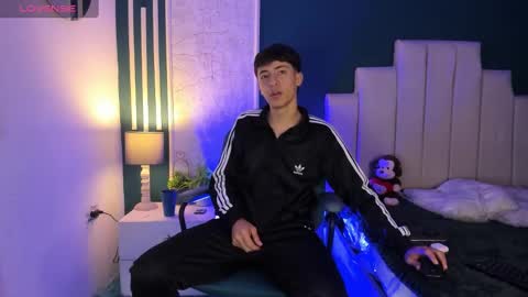 Snapshot of alessandro_dybala chatting on 02/26/25, 12:14 Alessandro Dybala online show from 02/26/25, 12:14
