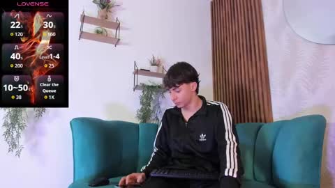 Snapshot of alessandro_dybala chatting on 09/17/25, 12:18 Alessandro Dybala online show from 09/17/25, 12:18
