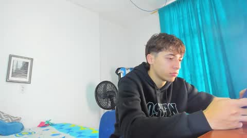 Alessandro Dybala online show from 03/20/26, 12:21