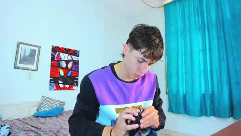 Snapshot of alessandro_dybala chatting on 04/24/26, 12:07 Alessandro Dybala online show from 04/24/26, 12:07