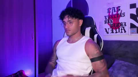 Alessandro Vanni online show from 03/19/26, 02:59