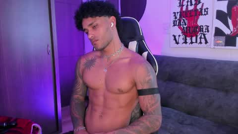 Alessandro Vanni online show from 04/26/26, 02:59