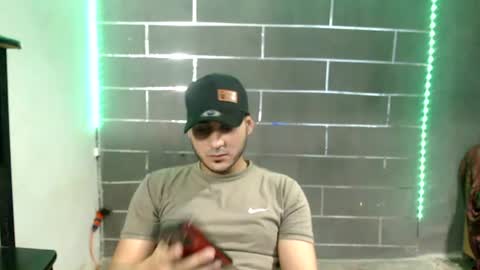 Snapshot of alessandrobooy chatting on 07/01/26, 04:03 alessandro online show from 07/01/26, 04:03
