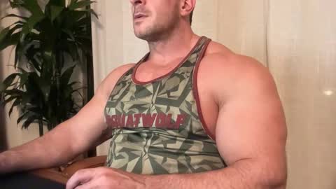 Snapshot of alessandrobuilder chatting on 10/17/25, 07:05 Alessandrobuilder online show from 10/17/25, 07:05