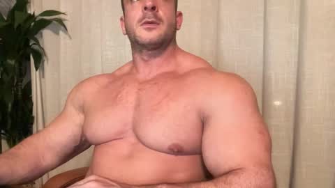 Alessandrobuilder online show from 10/29/25, 07:59