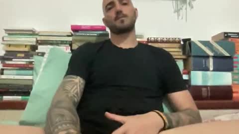 alessandromori91 online show from 04/21/26, 08:23