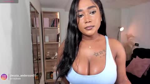 Yy  online show from 11/15/25, 07:16