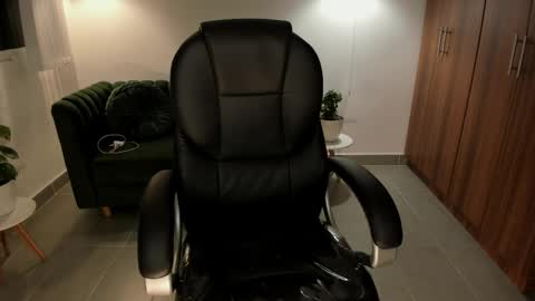  Alessia Will  online show from 04/20/26, 03:31