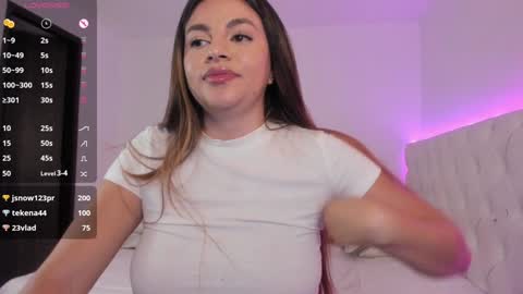 Snapshot of alessiabaum18 chatting on 02/07/25, 09:47 CATA online show from 02/07/25, 09:47