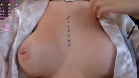 Snapshot of alessiacorleone_ chatting on 02/18/25, 04:48 Alessia online show from 02/18/25, 04:48