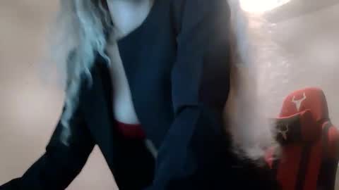 AlessiaCreed online show from 09/22/25, 09:17