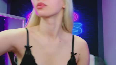 alessiacroft online show from 02/23/26, 04:54