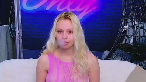 alessiacroft online show from 05/26/26, 04:08