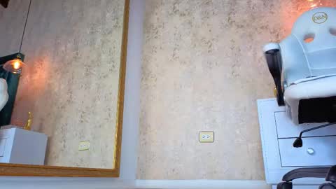 Alessia online show from 11/08/25, 02:56