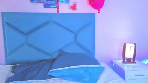 AleSweett online show from 02/25/26, 12:26