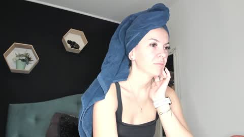 alesys69 online show from 01/18/25, 11:54