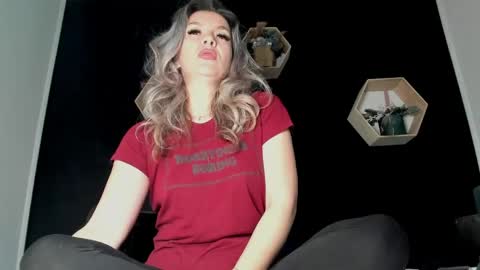 alesys69 online show from 04/15/26, 08:53